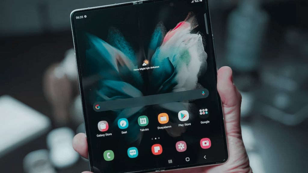 How to Switch Storage on a Samsung Tablet to an SD Card